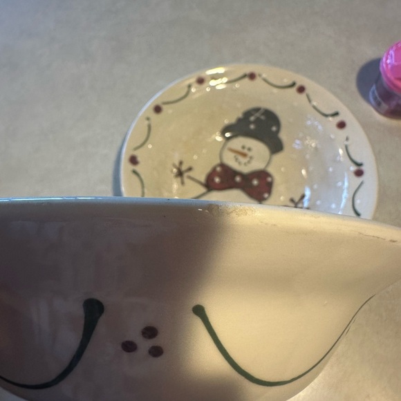 SET OF 2 EXPRESSLY YOURS SNOWMAN HOLIDAY 9” Bowls - Picture 9 of 13